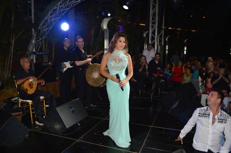 Najwa Karam at Larc Resort 